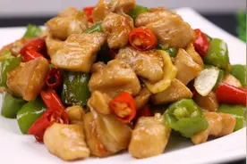 配着这盘小炒鸡脯肉，米饭可以吃三大碗图片