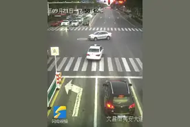 男孩昏迷情况危急  高密交警紧急救助8分钟送医图片