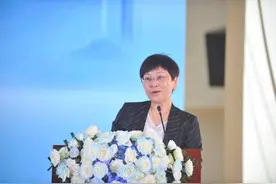 汤素兰：为孩子插上阅读的翅膀，让他们在雄鹰的背上飞得更高图片