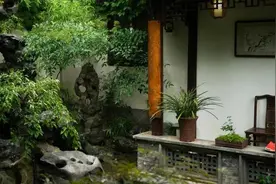 山上的生活/冯爱霞：庭院深深，心之所向，便是远方图片