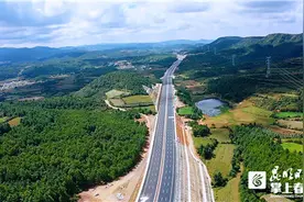 三清高速（曲靖段）主线通车啦！从曲靖到宜良只要40分钟图片