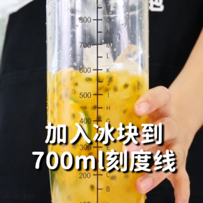 满杯百香果的做法，小兔奔跑免费奶茶饮品配方