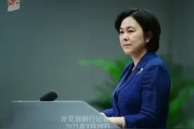 印媒称印军在中印边境部署了三个M777榴弹炮团？外交部回应图片