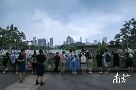 图集丨十一长假，动物园成亲子游热门图片