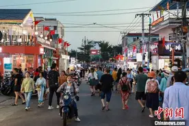 归侨扎根40余载 广西侨港镇多元发展“变身”新侨乡图片