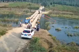 暖闻｜古稀老人不慎掉入两米深河道！“00后”平阴小伙挺身而出图片