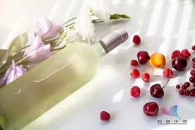 白酒、大闸蟹能带上高铁吗？图片