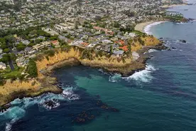 美国加州原油泄漏 海洋污染持续图片