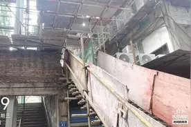 云投诉 | 四川达川一老旧小区手续不齐装电梯 国庆偷偷施工 住建局：执法频频受阻图片