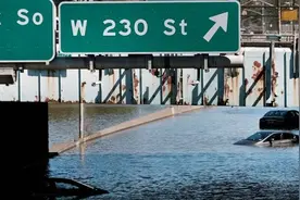 英媒：一个工程师移民到美国后捡垃圾为生被洪水淹死在地下室 美国梦没做完图片