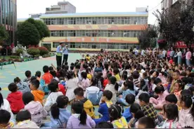 陆良县机关幼儿园：文明无句号 创建无止境图片