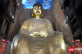 探访“唐头宋身”的世界室内第一金佛：重庆潼南大佛寺摩崖造像｜川渝秘境图片