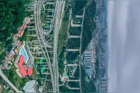 贵阳“最复杂”的立交桥，空中俯瞰，堪比过山车图片