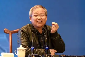 鲍鹏山：如何才能走遍天下都不怕？孔子说了15个字图片