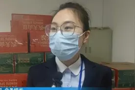 女子称未开封的矿泉水里有蛆？农夫山泉：绝不可能进入虫卵，已报警图片