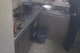 “邻居家全是烟！”杭州一居民紧急报警，民警冒险翻窗进入，房里一幕惊呆图片