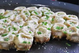 皮脆！爆汁！松江这些店里的生煎包，哪个才是你的最爱？图片