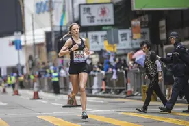 渣打香港马拉松开跑，参加者要完成接种两剂疫苗图片