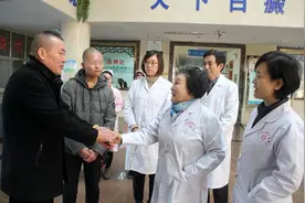 爱心医院减免白癜风治疗费用，四川男孩获救治康复图片