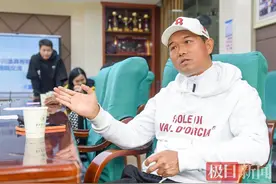 对话钓鱼界“抖音一哥”邓刚：“约战”刘德华是炒作？要不你来试试图片