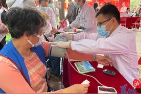 按摩一次，让27岁小伙脑梗！到底咋回事？图片