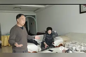 金州康城两位老人一个月用水1267吨，水务集团和小区物业均表示无责任图片