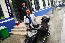 常德热心肠老人帮朋友施肥，一转头发现电动车消失了，结局令人安心图片