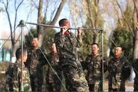 新兵连里的“士兵突击”图片