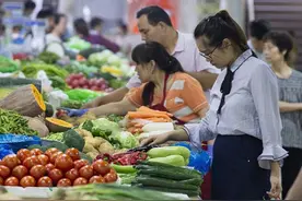 股市的上空漂浮着通货膨胀的幽灵图片