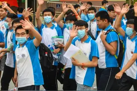高考强省“苏大强”，今年高考成绩沦为吊车尾？江苏考生有苦难言图片