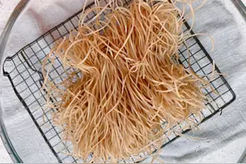 红薯粉条这样炖一锅，简单易学，开胃又下饭，附上粉条的鉴别方法图片
