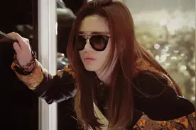 吹了半天，女生的衣柜还是容不下它图片