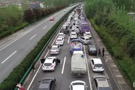 五一高速公路免费时间，可提前上高速，1日零时之后出高速就免费图片