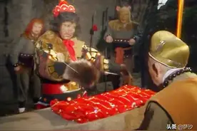 唐僧的行李里面到底有什么，为什么猪八戒一提散伙就要分行李？图片