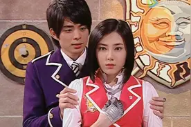 萌学园：心疼失去挚爱的艾瑞克，掉眼泪的迷亚星，双面卧底雷普图片