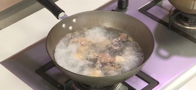 花胶煲汤会融化 2026年花胶煲汤融化了是否假