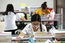 被忽视的二本生：庞大的"隐匿群体"，身处谷底，却不甘平凡图片