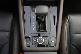 驾驶自动挡车辆，养成了N挡和D挡切换的习惯，是否损伤变速器？图片