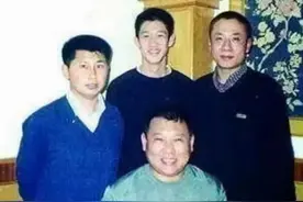 闫云达：郭德纲最早收的徒弟，巅峰时退社摘字，真和孟鹤堂有关吗图片