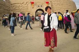 张贤亮的“镇北堡西部影视城，一个靠荒凉挣钱的地方图片