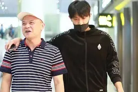 黄子韬父亲去世，享年52岁，为儿子留下200亿遗产图片