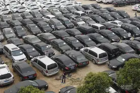 旧车是卖掉还是在4S店置换，这样做可能比较好图片