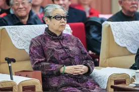 都说京剧程派“乱”，其实二代李世济和三代刘桂娟都有原因图片