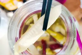 腌春笋：只加盐就错了！记住“3放2不沾”，脆爽开胃，半年不坏图片