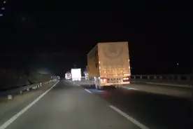 新手夜晚跑高速，一定要懂的5个保命技巧，做错任何一个都很危险图片