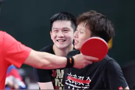 收藏｜许昕被侃技能点满，球迷称双胖应换代号，附赛程及双打签位图片