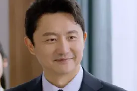 被高段位绿茶蛊惑，狠心与发妻提离婚，财散家毁的他成为孤家寡人图片