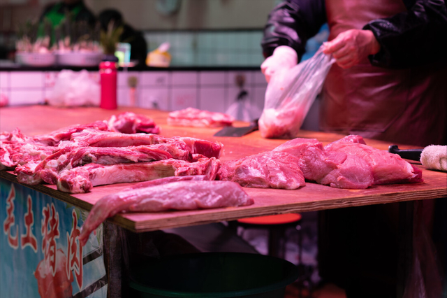 五花肉煮了后一股胶味儿 2026年五花肉煮了后一股胶味儿正常吗