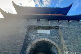 江西赣州：人气依旧不减的古浮桥，被誉为赣州的一绝图片