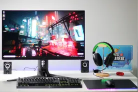 职业级游戏套装：雷蛇黑寡妇蜘蛛V3机械键盘 + 旋风黑鲨V2 SE耳机图片